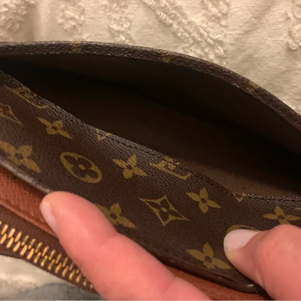 Louis Vuitton Orsay Clutch - Picture 13 of 13